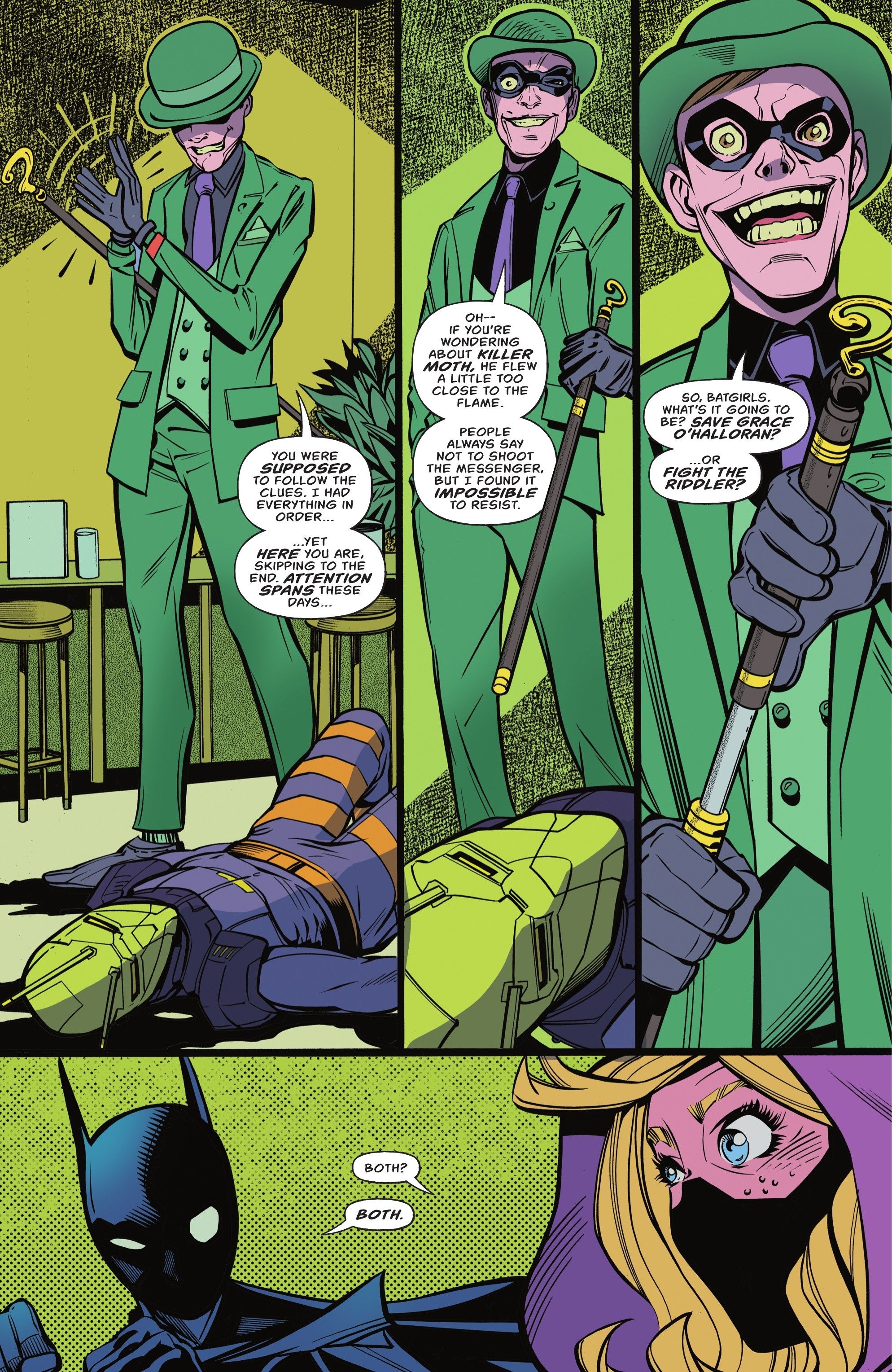 Charada fica sobre o corpo de Killer Moth